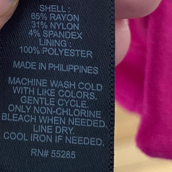 Express Fuchsia halter dress - Picture 7 of 9